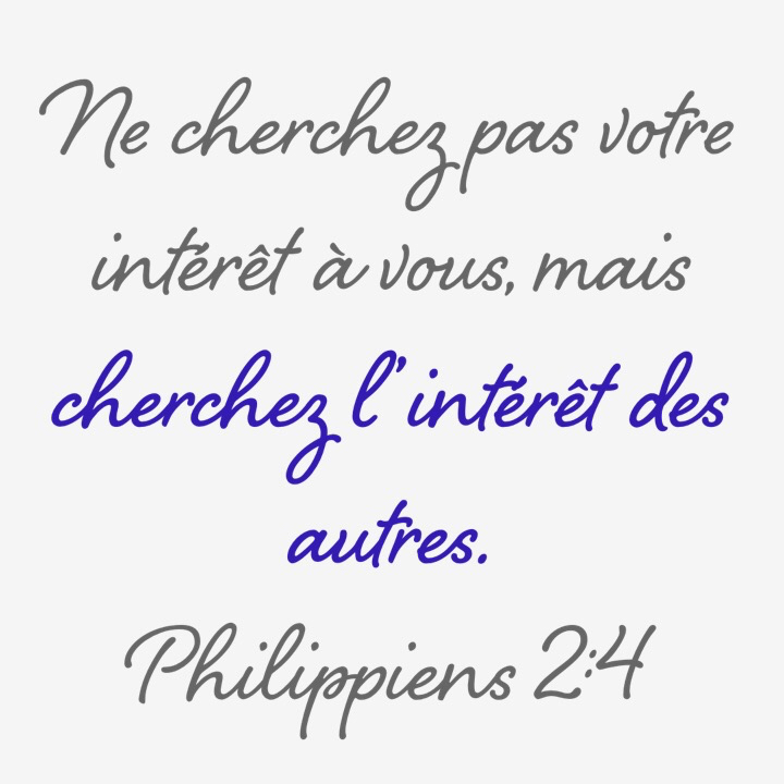 Philippiens 2:4